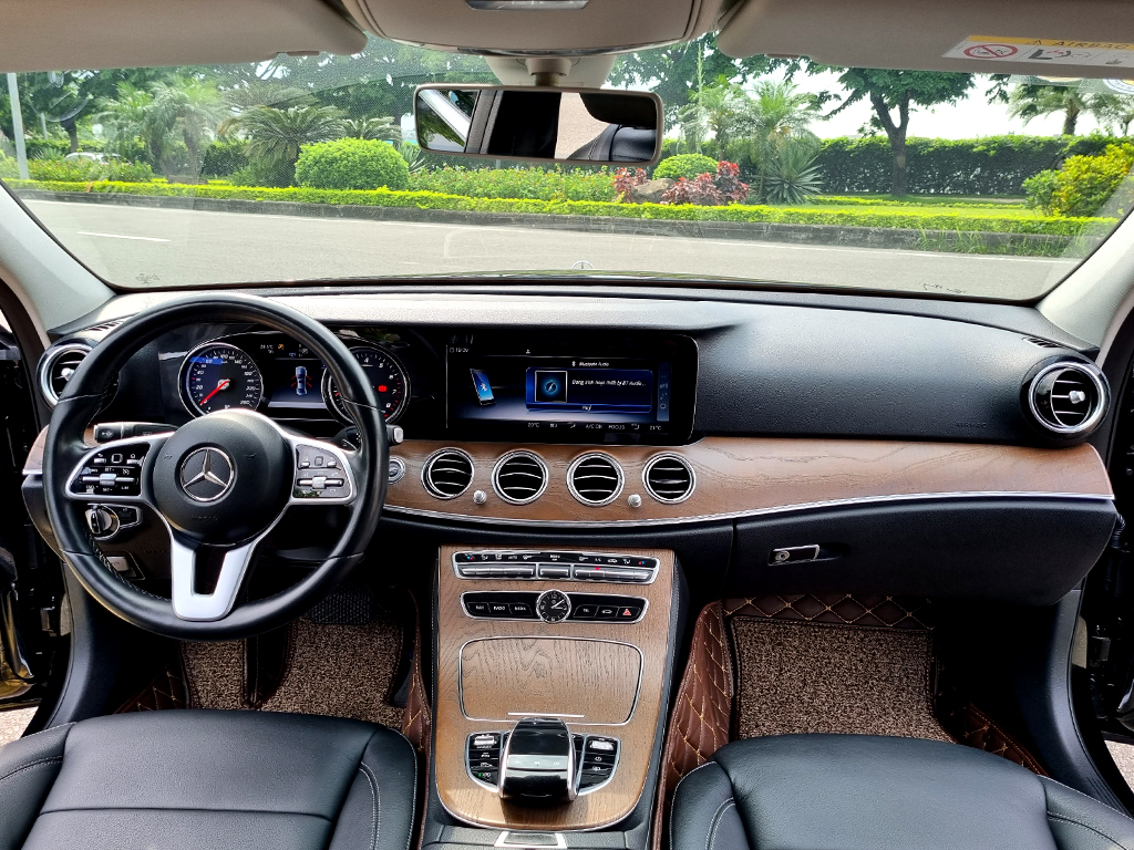 Mercedes E200 2019