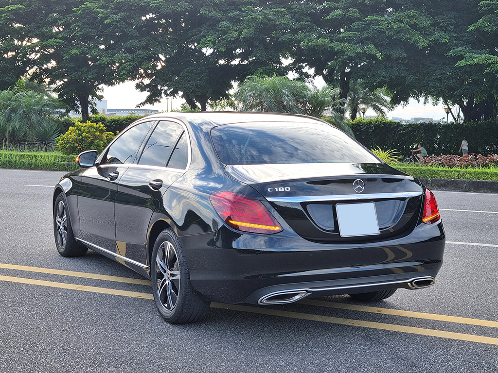 Mercedes C180 2020 Đen