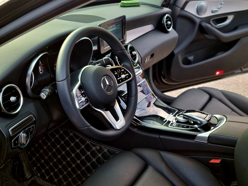 Mercedes C180 2020 Đen