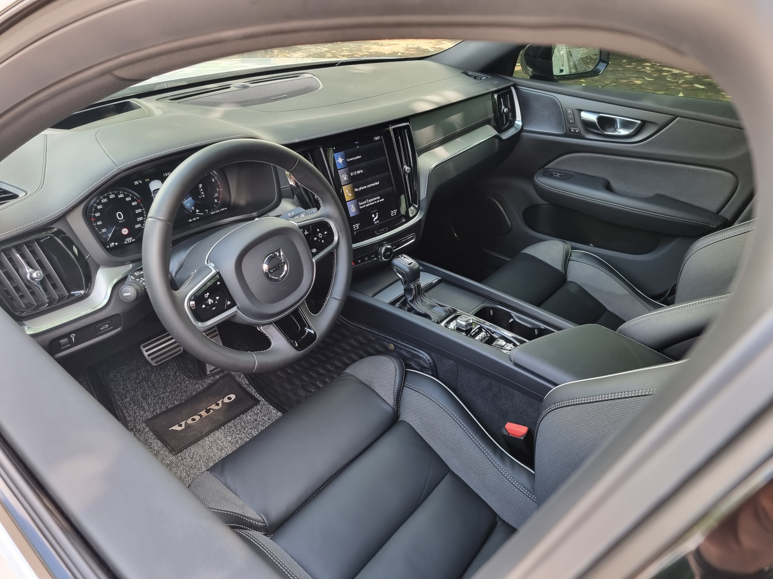 Volvo S60 R Design 2021