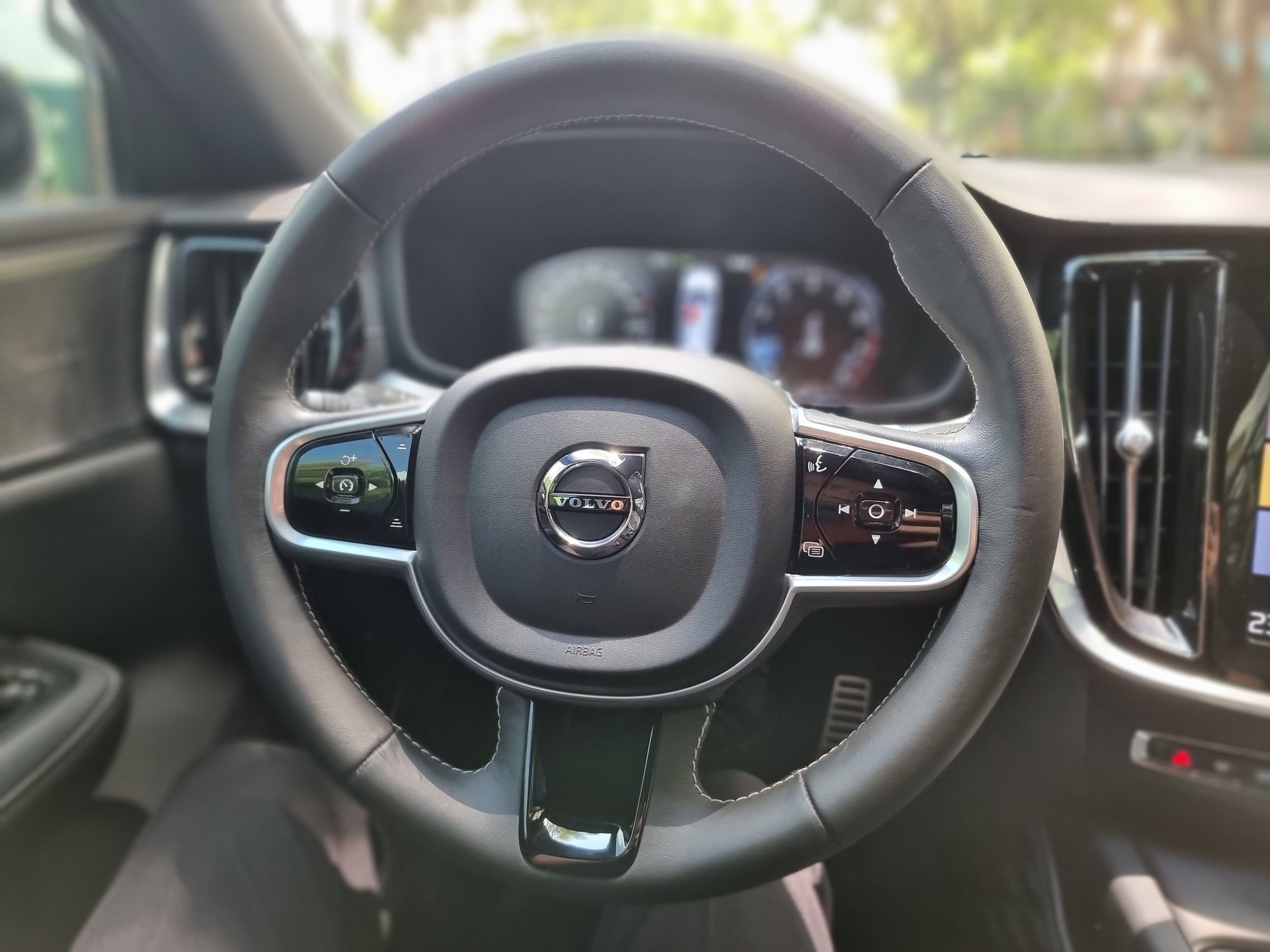 Volvo S60 R Design 2021