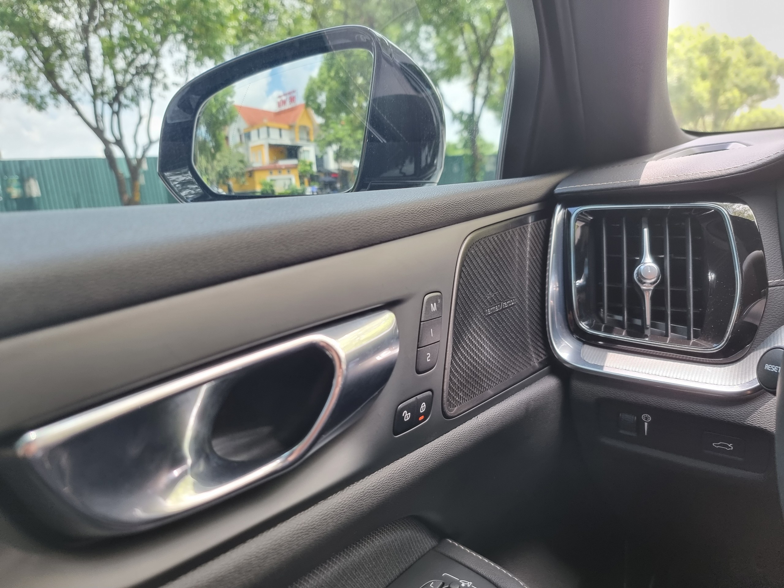 Volvo S60 R Design 2021