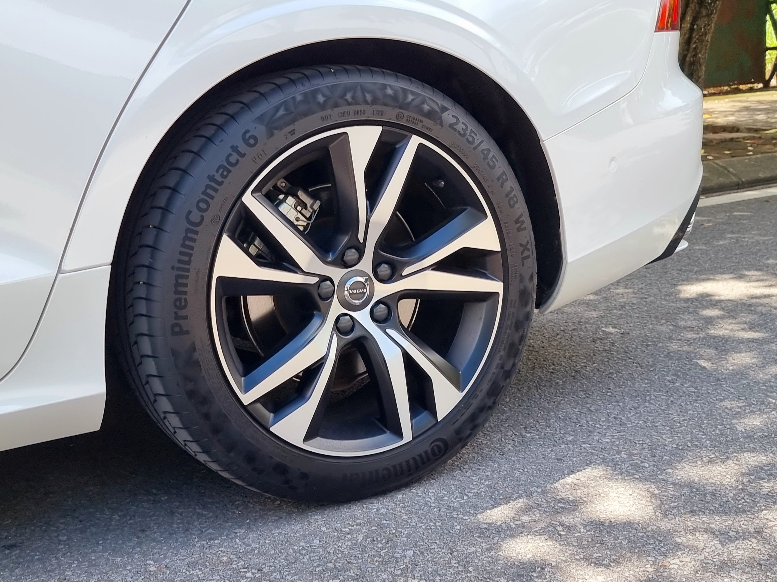 Volvo S60 R Design 2021