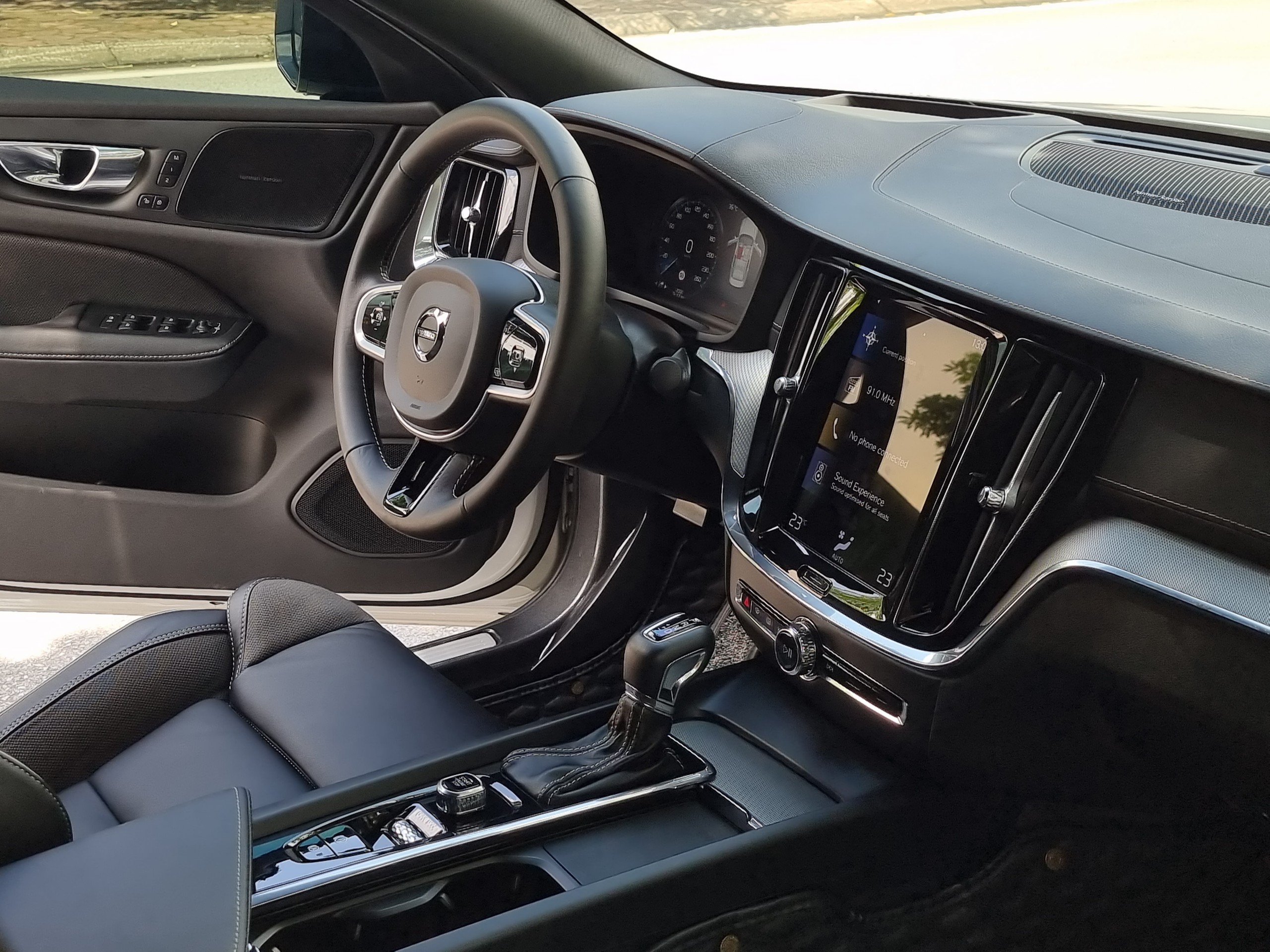 Volvo S60 R Design 2021