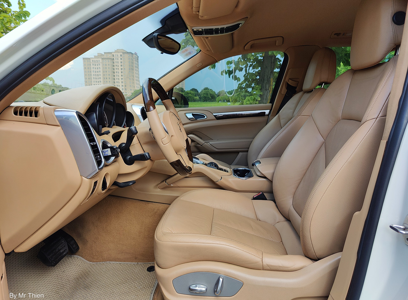 𝐏𝐨𝐫𝐬𝐜𝐡𝐞 𝐂𝐚𝐲𝐞𝐧𝐧𝐞 𝟐𝟎𝟏𝟏