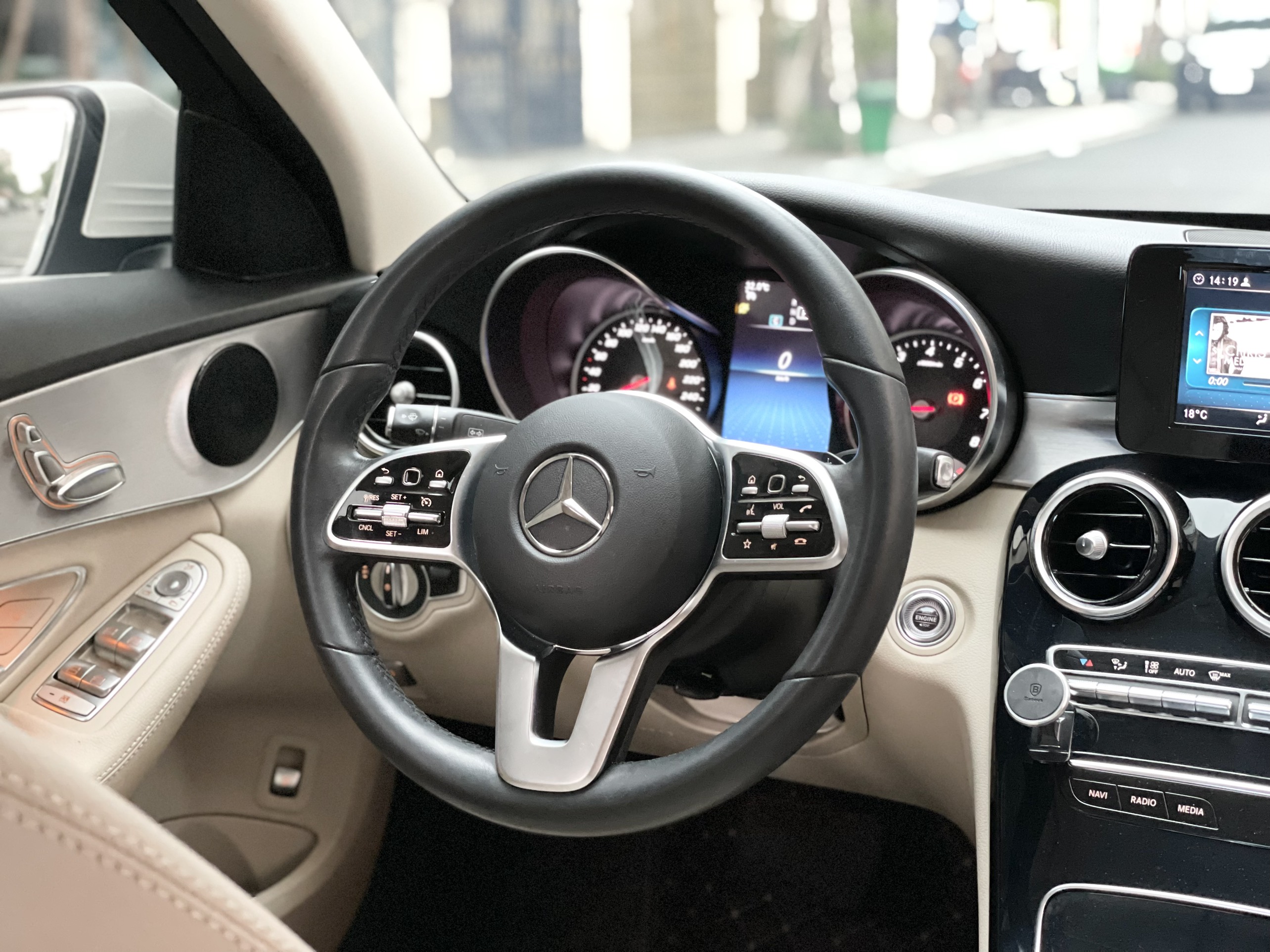 Mercedes C180 2020 Trắng