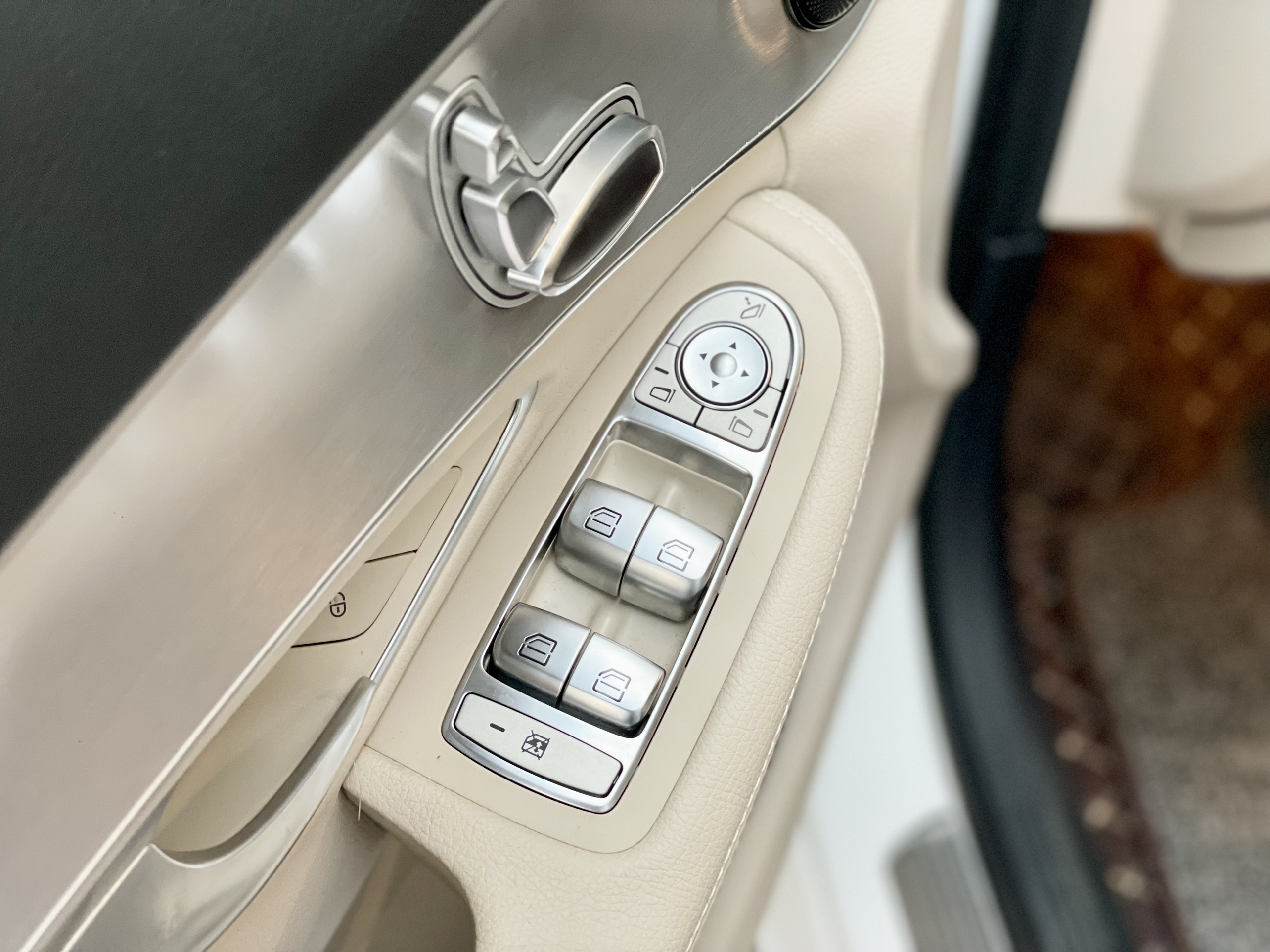 Mercedes C180 2020 Trắng