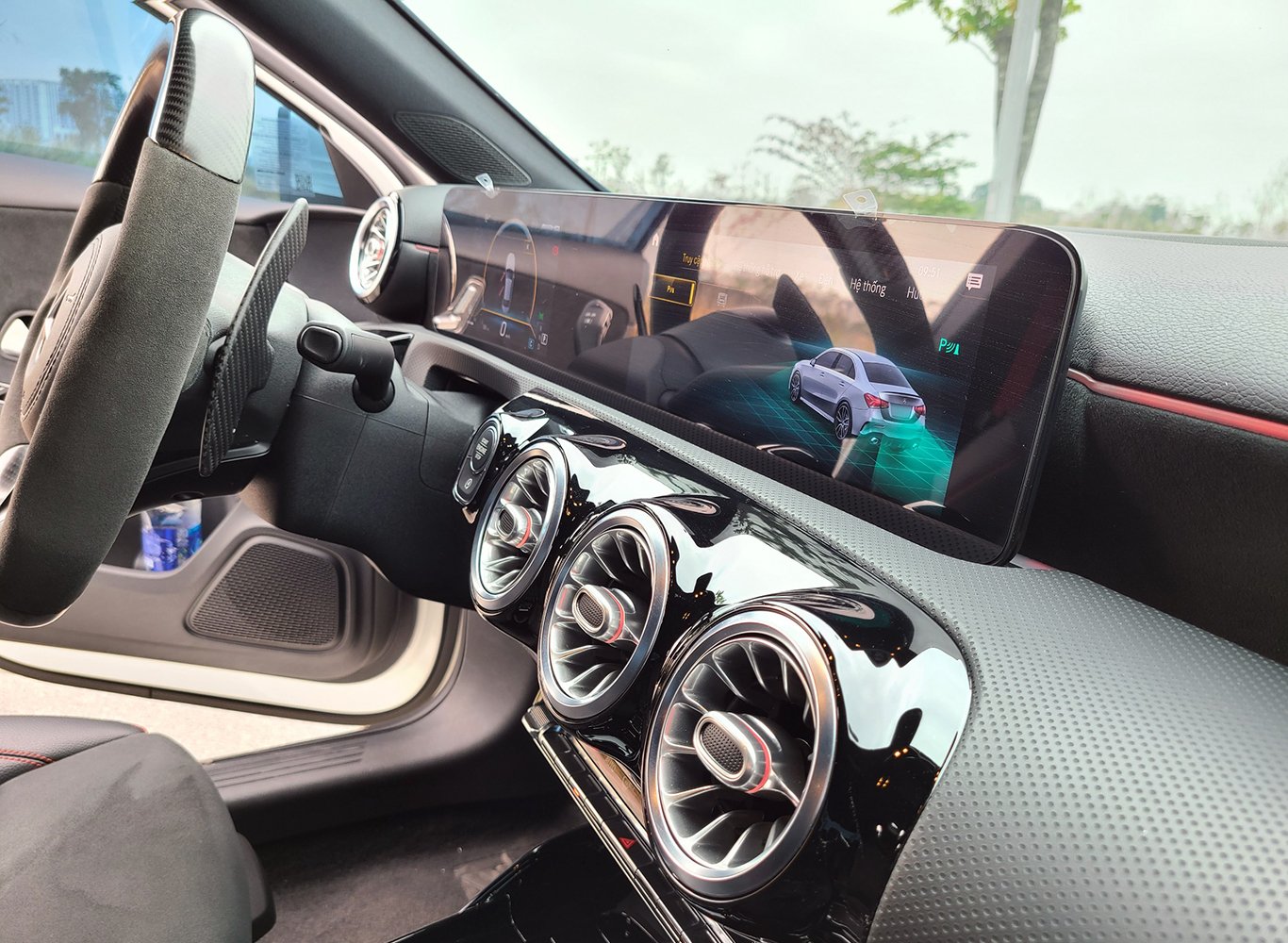Mercedes A35 4matic 2021 (Trắng/nội thất nâu)
