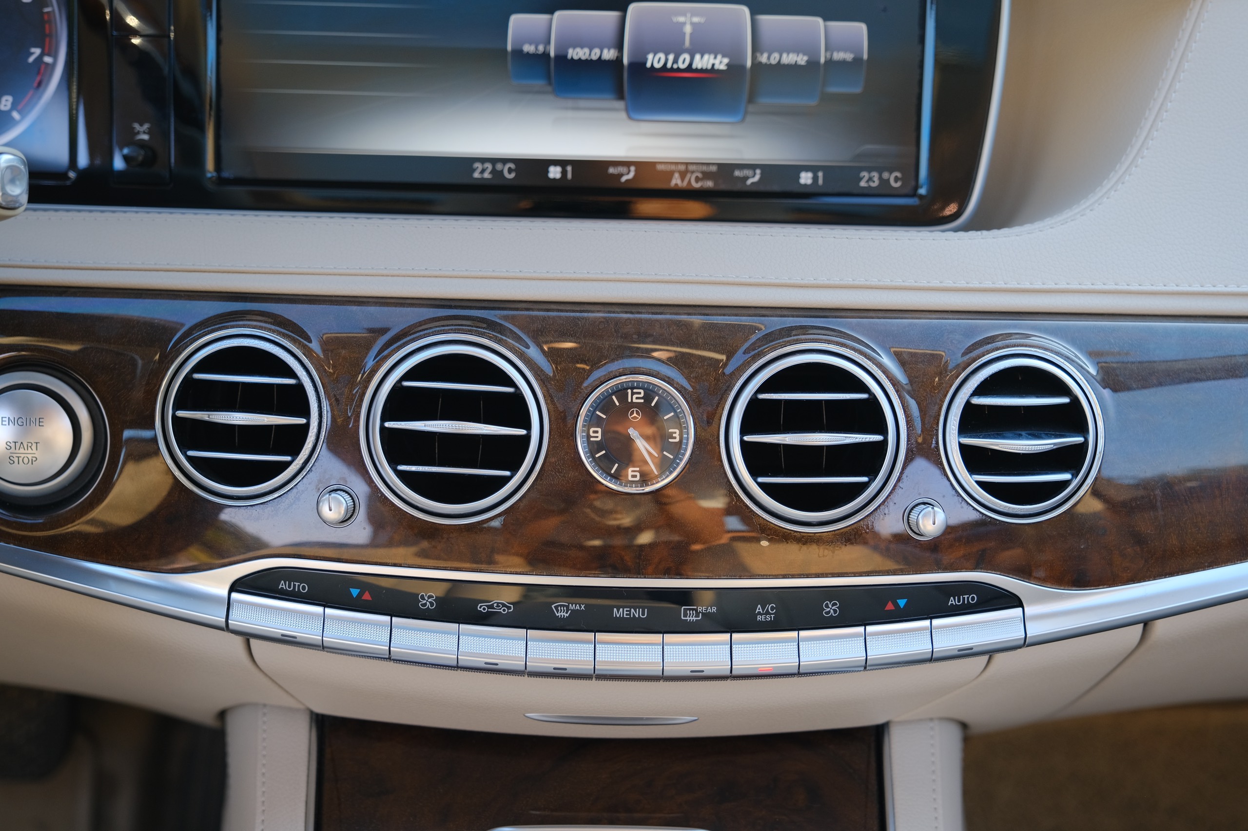 𝐒𝟒𝟎𝟎 𝐌𝐨𝐝𝐞𝐥 𝟐𝟎𝟏𝟒 Đ𝐞𝐧/𝐧𝐨̣̂𝐢 𝐭𝐡𝐚̂́𝐭 𝐊𝐄𝐌