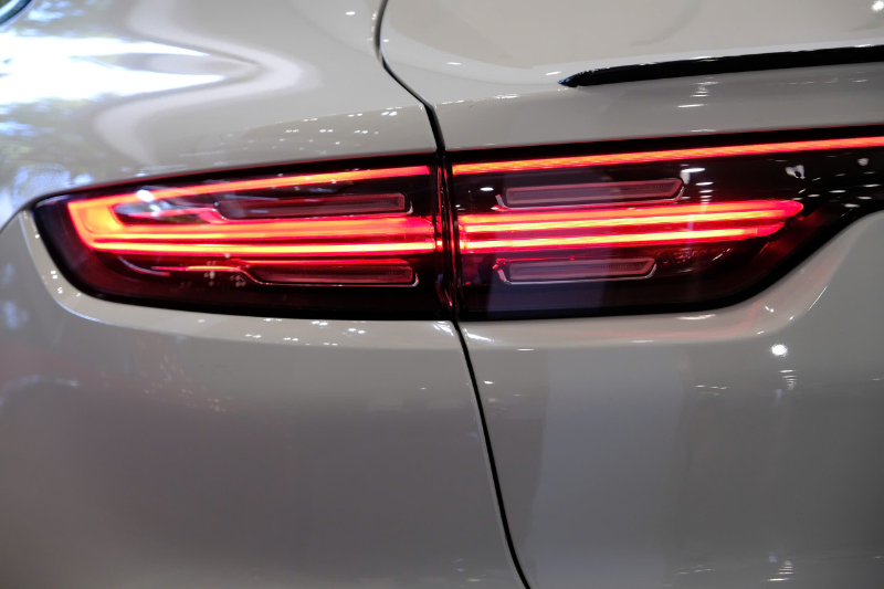 𝐏𝐨𝐫𝐬𝐜𝐡𝐞 𝐂𝐚𝐲𝐞𝐧𝐧𝐞 𝐂𝐨𝐮𝐩𝐞 𝟐𝟎𝟐𝟎 (𝐍𝐡𝐚̣̂𝐩 𝐌𝐲̃, Đ𝐚̆𝐧𝐠 𝐤𝐲́ 𝟐𝟎𝟐𝟏)