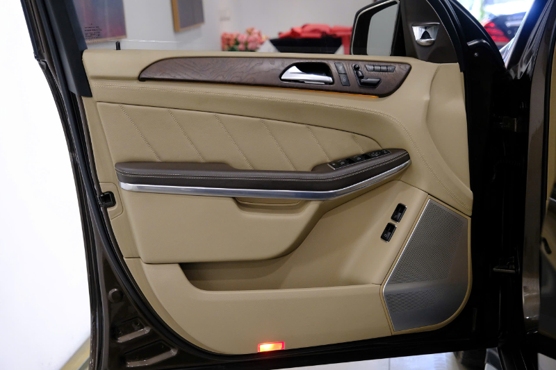 𝐌𝐞𝐫𝐜𝐞𝐝𝐞𝐬 𝐁𝐞𝐧𝐳 𝐆𝐋𝟓𝟎𝟎 𝟐𝟎𝟏𝟓 (𝐍𝐚̂𝐮/𝐍𝐨̣̂𝐢 𝐭𝐡𝐚̂́𝐭 𝐤𝐞𝐦)