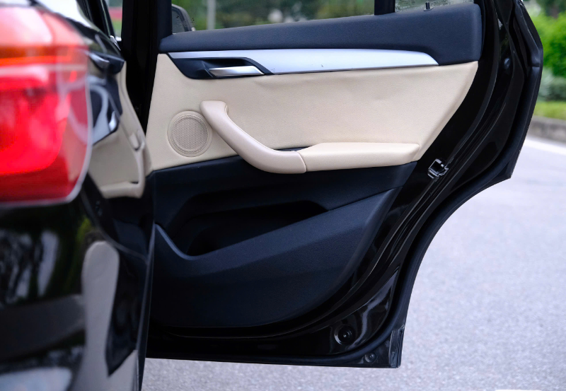 𝐁𝐌𝐖 𝐗𝟏 𝐒𝐝𝐫𝐢𝐯𝐞𝐫 𝟐𝟎𝟏𝟔 (Đ𝐞𝐧/𝐧𝐨̣̂𝐢 𝐭𝐡𝐚̂́𝐭 𝐤𝐞𝐦)