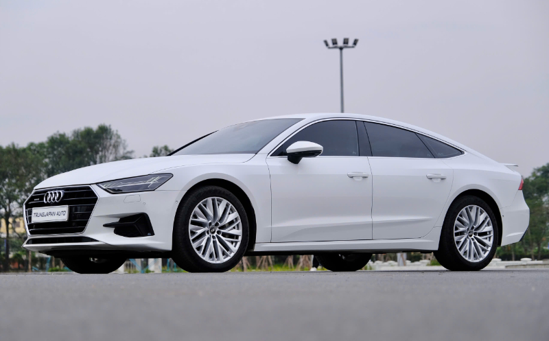 𝐀𝐮𝐝𝐢 𝐀𝟕 𝐐𝐮𝐚𝐭𝐭𝐫𝐨 𝟓𝟓 𝐓𝐅𝐒𝐈 𝟐𝟎𝟐𝟏 (𝐓𝐫𝐚̆́𝐧𝐠/𝐧𝐨̣̂𝐢 𝐭𝐡𝐚̂́𝐭 đ𝐞𝐧)