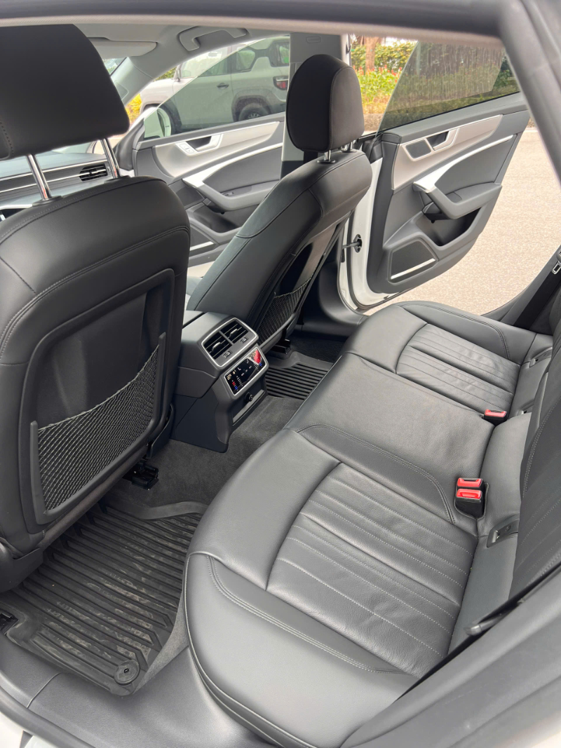 𝐀𝐮𝐝𝐢 𝐀𝟕 𝐐𝐮𝐚𝐭𝐭𝐫𝐨 𝟓𝟓 𝐓𝐅𝐒𝐈 𝟐𝟎𝟐𝟏 (𝐓𝐫𝐚̆́𝐧𝐠/𝐧𝐨̣̂𝐢 𝐭𝐡𝐚̂́𝐭 đ𝐞𝐧)