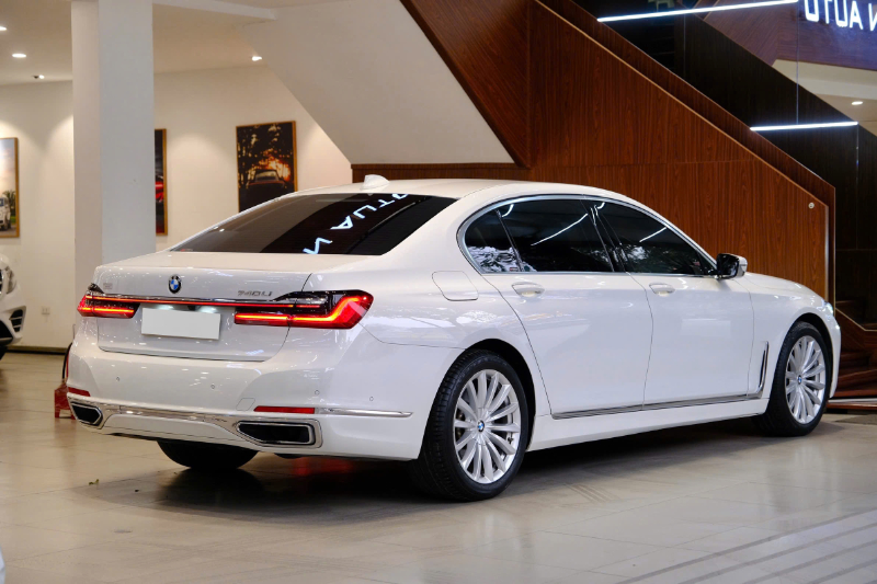 𝐁𝐌𝐖 𝟕𝟒𝟎 𝐏𝐮𝐫𝐞 𝐌𝐨𝐝𝐞𝐥 𝟐𝟎𝟐𝟎 (𝐓𝐫𝐚̆́𝐧𝐠 | 𝐧𝐨̣̂𝐢 𝐭𝐡𝐚̂́𝐭 𝐧𝐚̂𝐮)