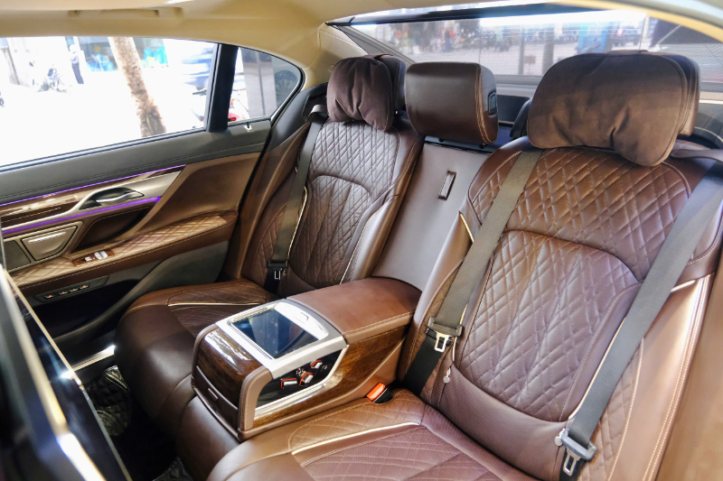 𝐁𝐌𝐖 𝟕𝟒𝟎 𝐏𝐮𝐫𝐞 𝐌𝐨𝐝𝐞𝐥 𝟐𝟎𝟐𝟎 (𝐓𝐫𝐚̆́𝐧𝐠 | 𝐧𝐨̣̂𝐢 𝐭𝐡𝐚̂́𝐭 𝐧𝐚̂𝐮)