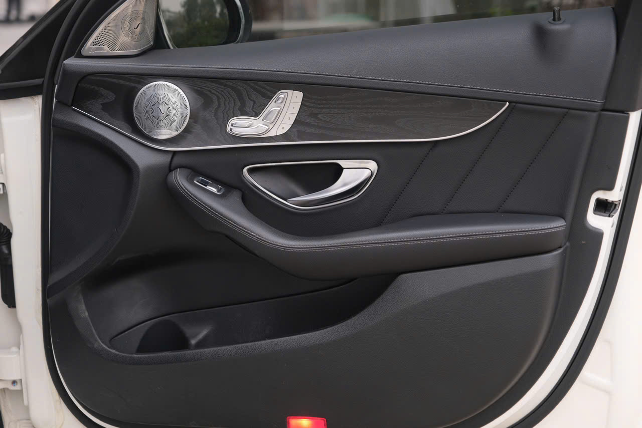 𝐌𝐞𝐫𝐜𝐞𝐝𝐞𝐬 𝐁𝐞𝐧𝐳 𝐂𝟐𝟓𝟎 𝐀𝐌𝐆 𝟐𝟎𝟏𝟓 (𝐓𝐫𝐚̆́𝐧𝐠 | 𝐍𝐨̣̂𝐢 𝐭𝐡𝐚̂́𝐭 đ𝐞𝐧)