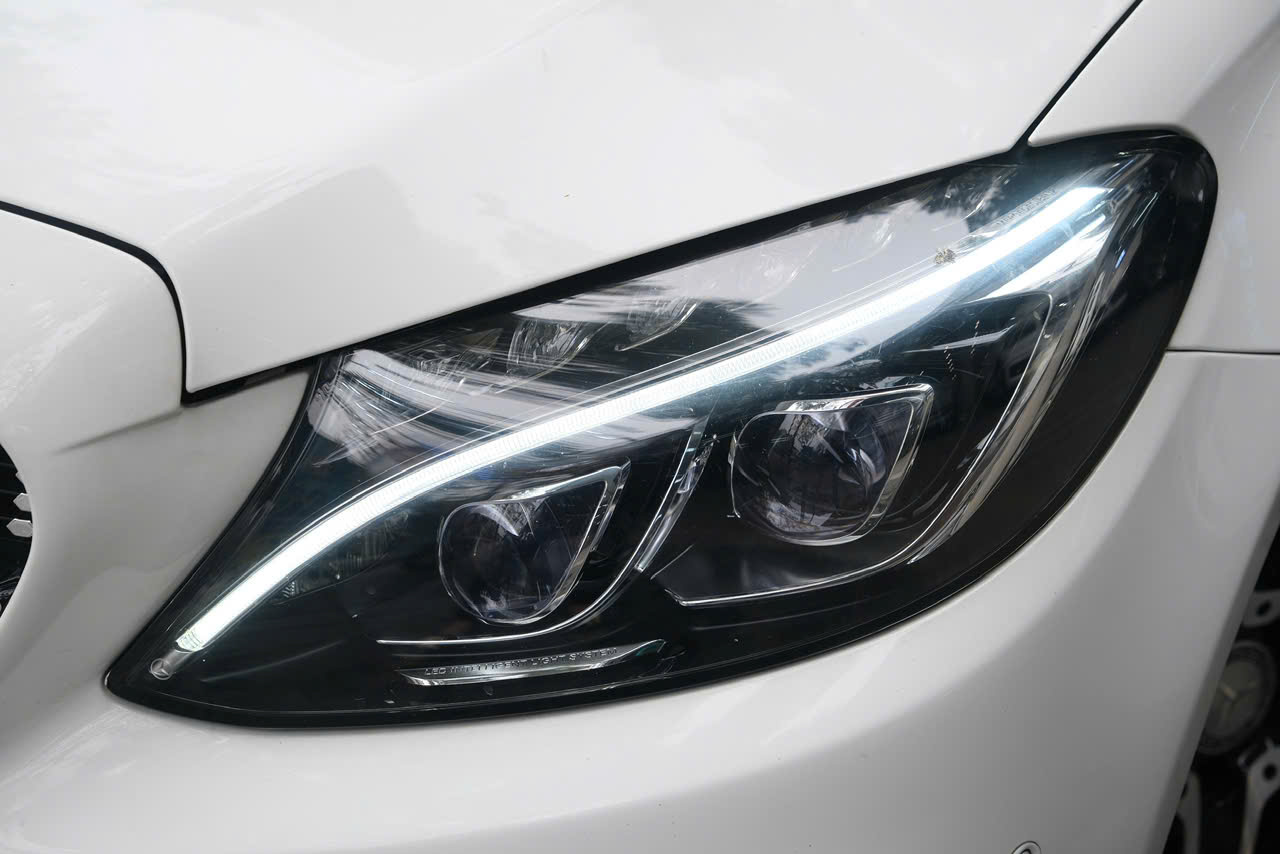 𝐌𝐞𝐫𝐜𝐞𝐝𝐞𝐬 𝐁𝐞𝐧𝐳 𝐂𝟐𝟓𝟎 𝐀𝐌𝐆 𝟐𝟎𝟏𝟓 (𝐓𝐫𝐚̆́𝐧𝐠 | 𝐍𝐨̣̂𝐢 𝐭𝐡𝐚̂́𝐭 đ𝐞𝐧)