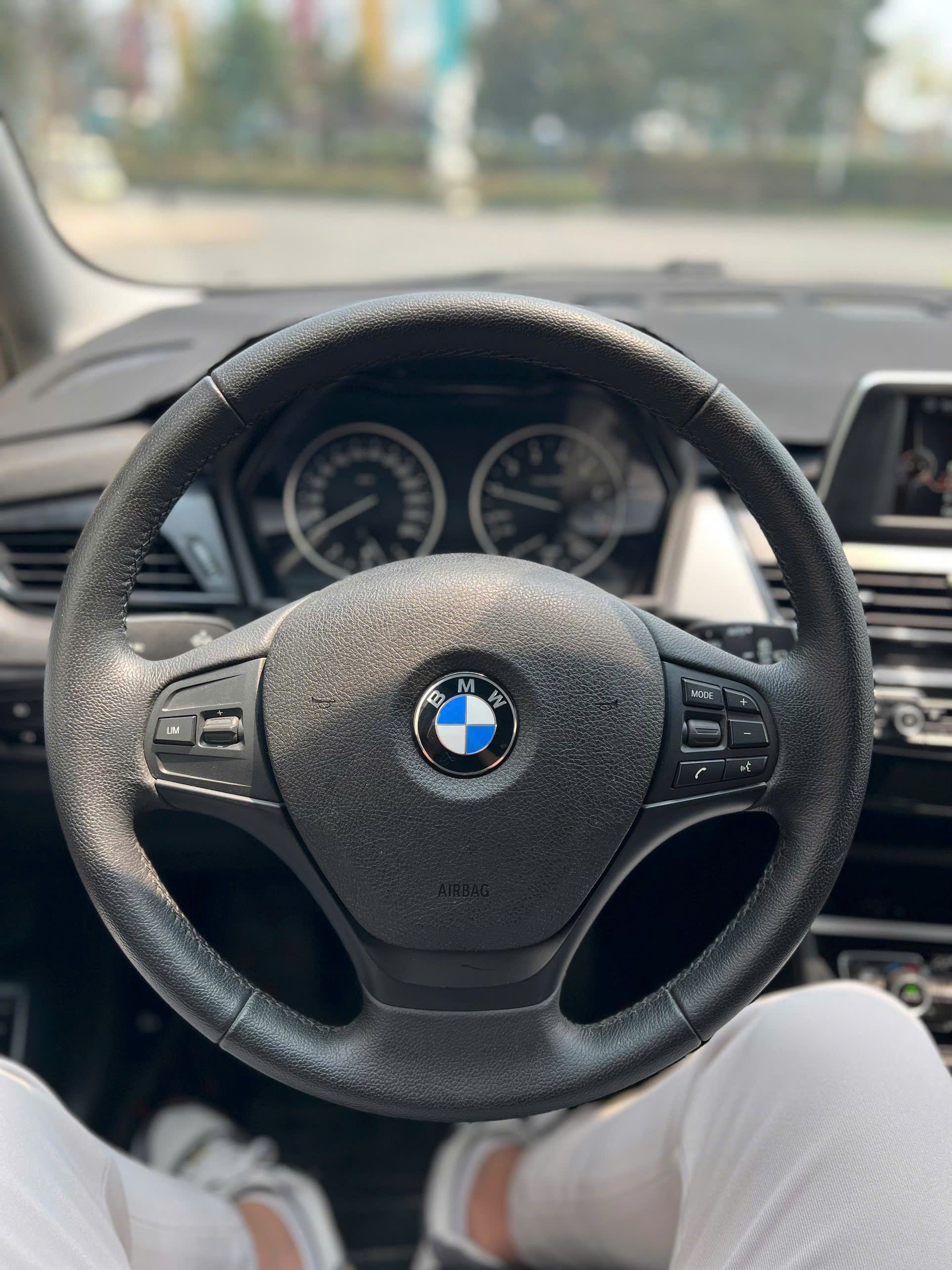 𝐁𝐌𝐖 𝟐𝟏𝟖𝐢 𝐆𝐫𝐚𝐧𝐓𝐨𝐮𝐫𝐞𝐫 𝟐𝟎𝟏𝟔 (𝐗𝐚𝐧𝐡 | 𝐍𝐨̣̂𝐢 𝐭𝐡𝐚̂́𝐭 đ𝐞𝐧)