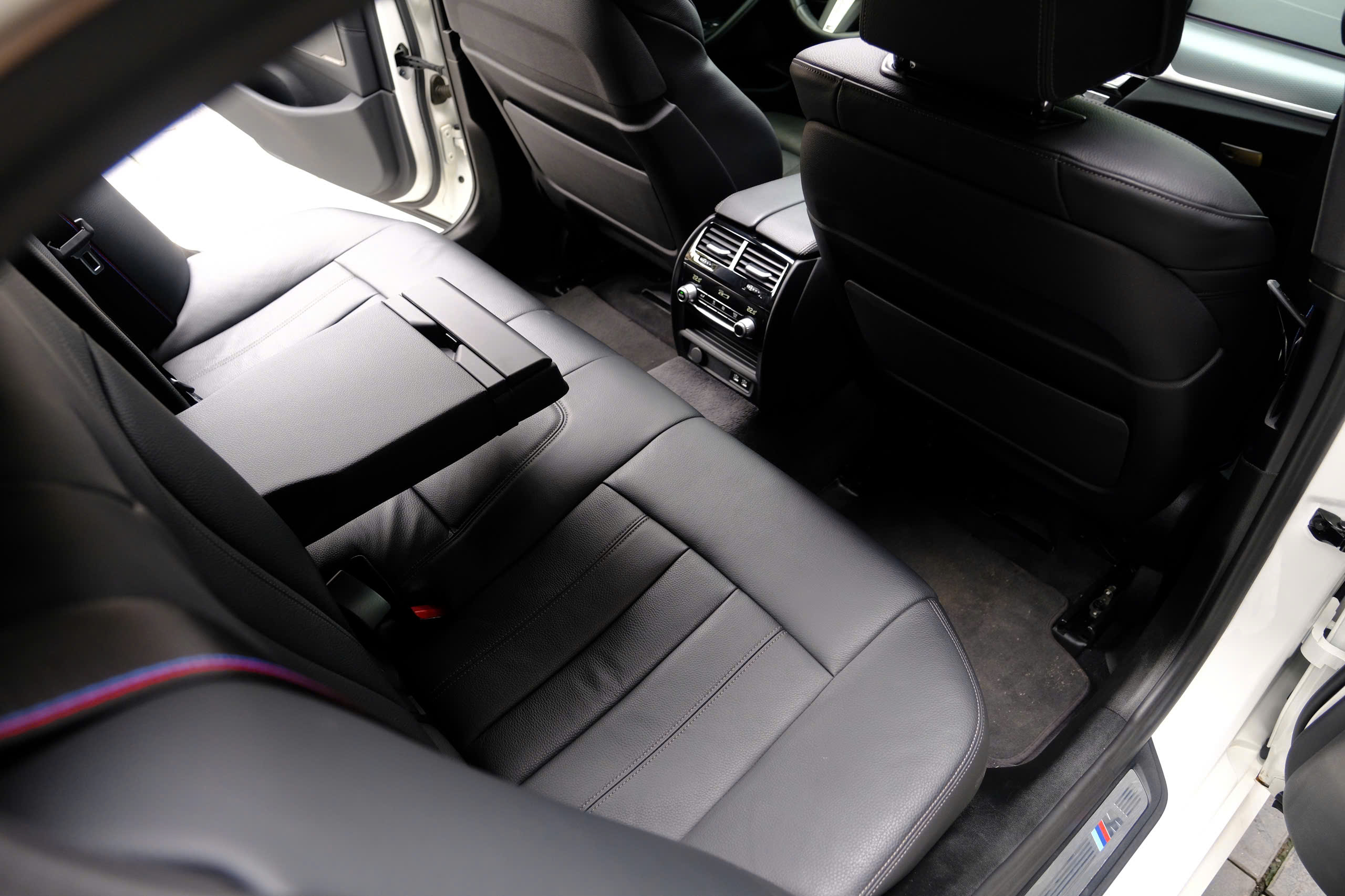 𝐁𝐌𝐖 𝟓𝟑𝟎𝐢 𝐌𝐬𝐩𝐨𝐫𝐭 𝟐𝟎𝟐𝟐 (𝐓𝐫𝐚̆́𝐧𝐠 | 𝐧𝐨̣̂𝐢 𝐭𝐡𝐚̂́𝐭 đ𝐞𝐧)