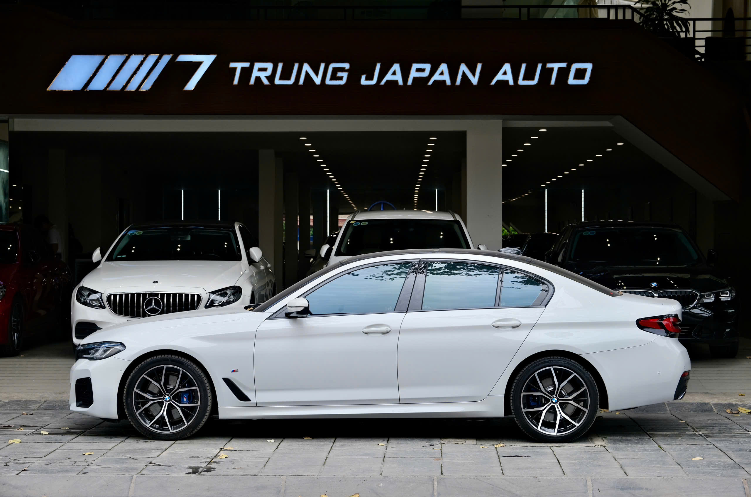 𝐁𝐌𝐖 𝟓𝟑𝟎𝐢 𝐌𝐬𝐩𝐨𝐫𝐭 𝟐𝟎𝟐𝟐 (𝐓𝐫𝐚̆́𝐧𝐠 | 𝐧𝐨̣̂𝐢 𝐭𝐡𝐚̂́𝐭 đ𝐞𝐧)