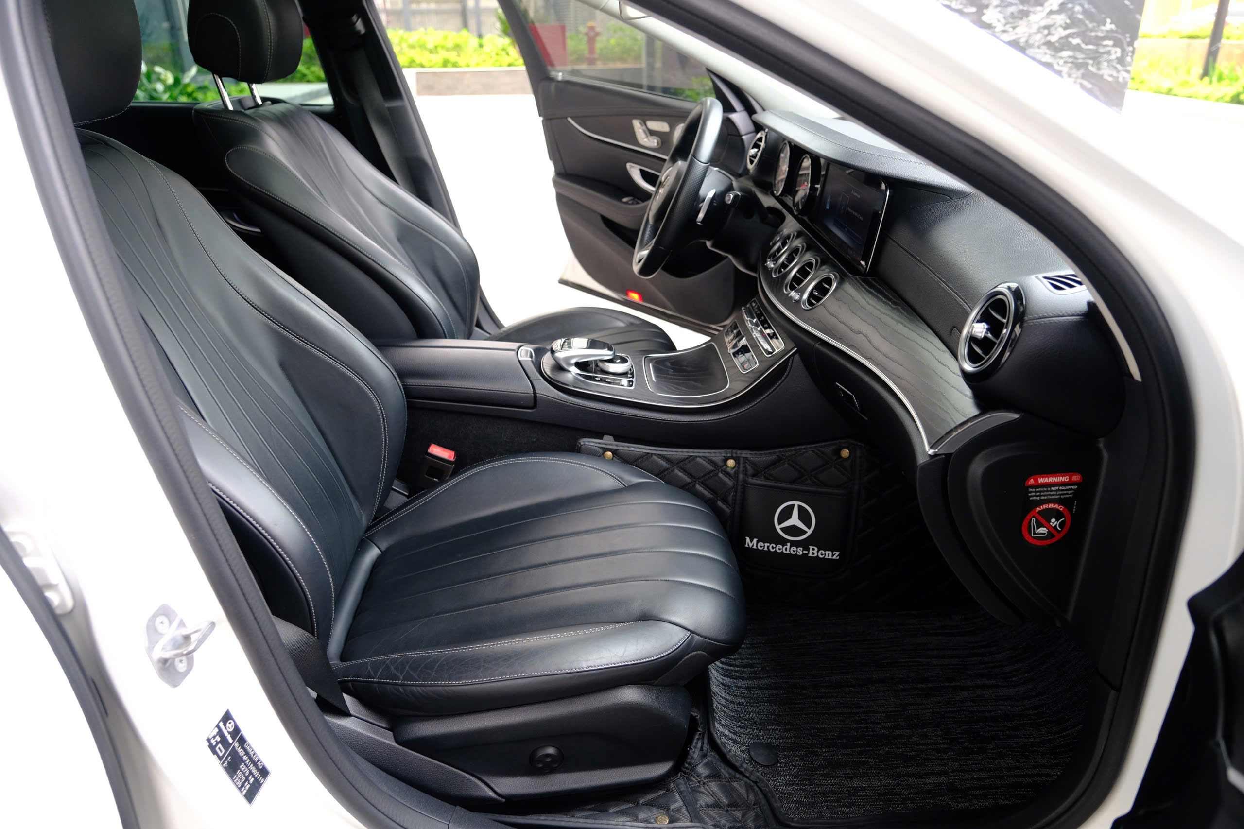 𝐌𝐞𝐫𝐜𝐞𝐝𝐞𝐬 𝐁𝐞𝐧𝐳 𝐄𝟐𝟓𝟎 𝟐𝟎𝟏𝟖 (𝐓𝐫𝐚̆́𝐧𝐠 | 𝐍𝐨̣̂𝐢 𝐭𝐡𝐚̂́𝐭 đ𝐞𝐧)