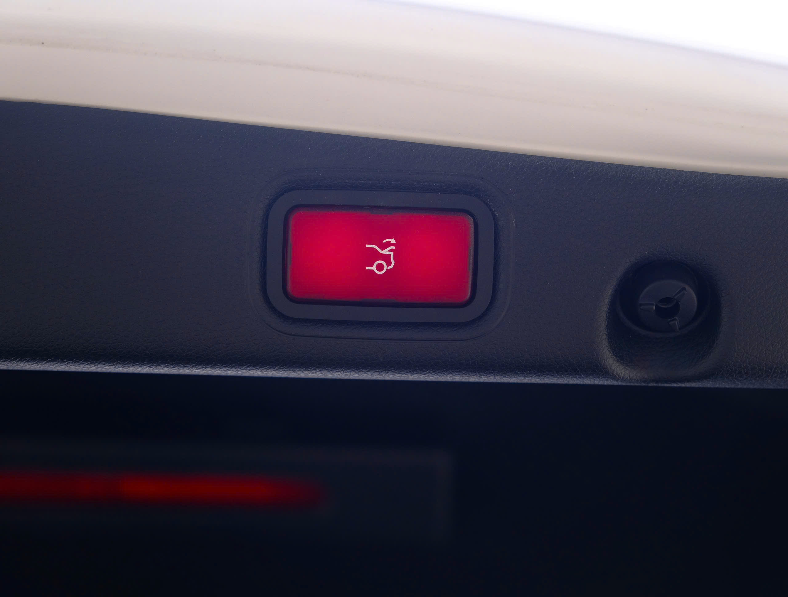 𝐌𝐞𝐫𝐜𝐞𝐝𝐞𝐬 𝐁𝐞𝐧𝐳 𝐄𝟐𝟓𝟎 𝟐𝟎𝟏𝟖 (𝐓𝐫𝐚̆́𝐧𝐠 | 𝐍𝐨̣̂𝐢 𝐭𝐡𝐚̂́𝐭 đ𝐞𝐧)