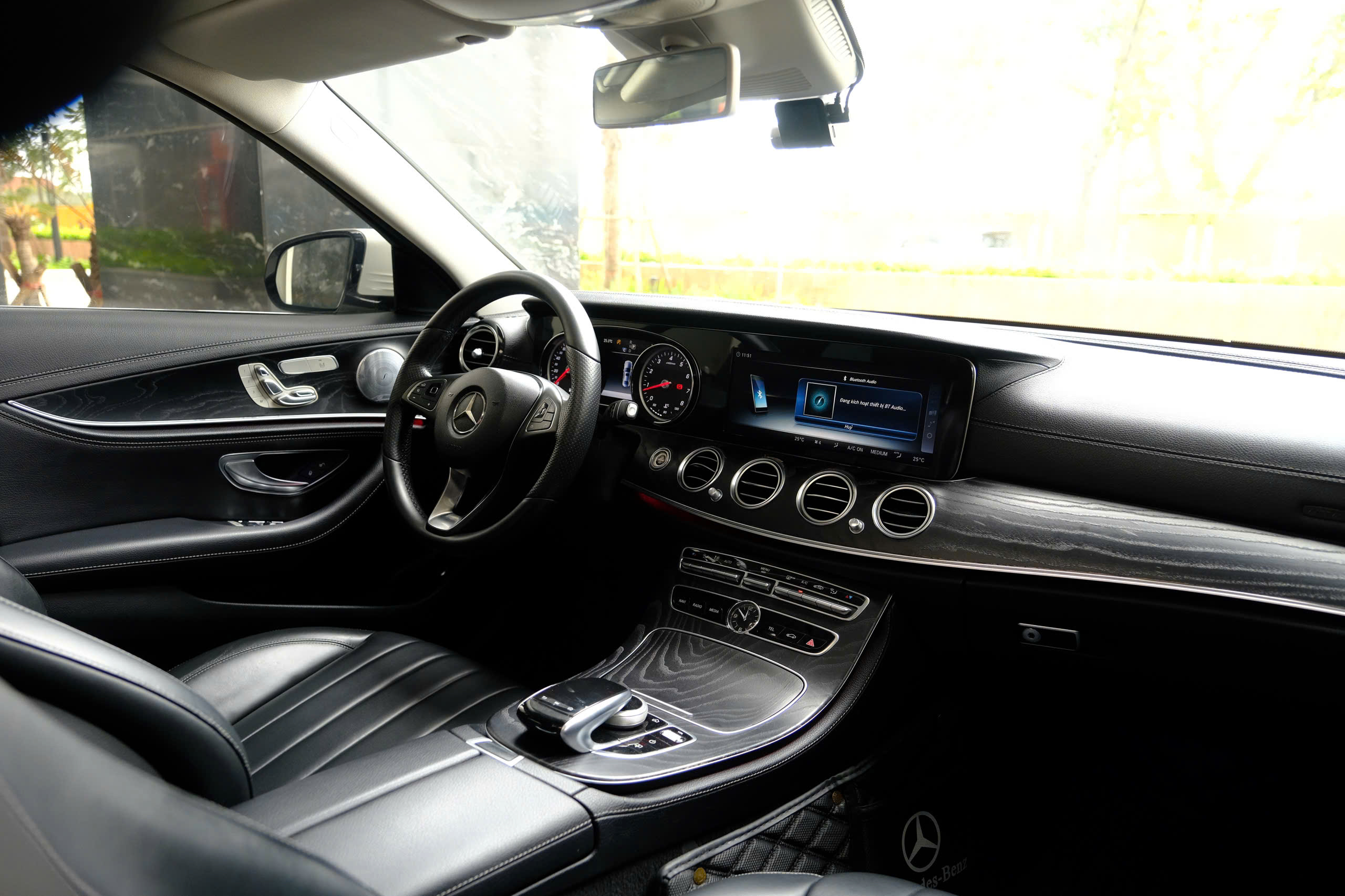 𝐌𝐞𝐫𝐜𝐞𝐝𝐞𝐬 𝐁𝐞𝐧𝐳 𝐄𝟐𝟓𝟎 𝟐𝟎𝟏𝟖 (𝐓𝐫𝐚̆́𝐧𝐠 | 𝐍𝐨̣̂𝐢 𝐭𝐡𝐚̂́𝐭 đ𝐞𝐧)