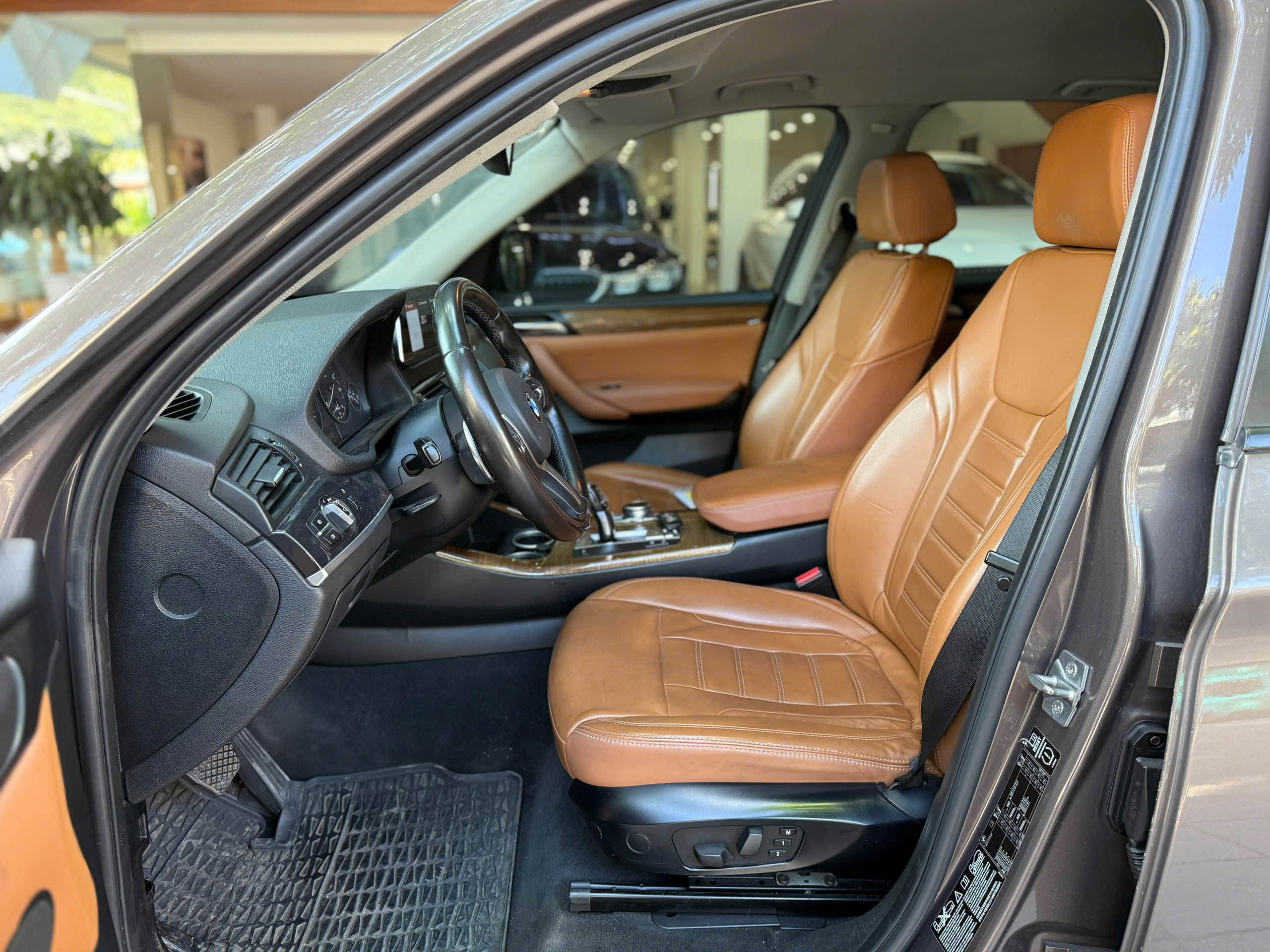 𝐁𝐌𝐖 𝐗𝟑 𝐗𝐝𝐫𝐢𝐯𝐞 𝟐𝟖𝐢 𝟐𝟎𝟏𝟐 (𝐍𝐚̂𝐮 | 𝐍𝐨̣̂𝐢 𝐭𝐡𝐚̂́𝐭 𝐧𝐚̂𝐮)