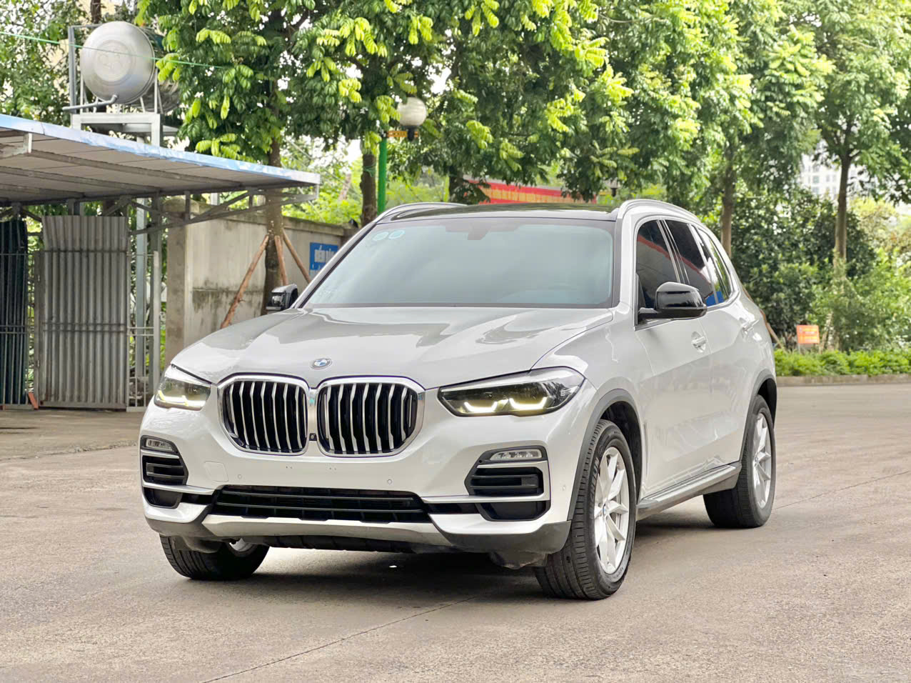 𝐁𝐌𝐖 𝐗𝟓 𝐗𝐝𝐫𝐢𝐯𝐞𝐫 𝟐𝟎𝟏𝟗 (𝐓𝐫𝐚̆́𝐧𝐠 | 𝐍𝐨̣̂𝐢 𝐭𝐡𝐚̂́𝐭 𝐧𝐚̂𝐮)