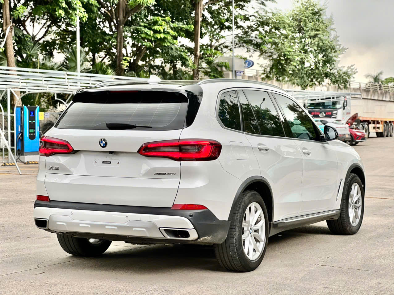 𝐁𝐌𝐖 𝐗𝟓 𝐗𝐝𝐫𝐢𝐯𝐞𝐫 𝟐𝟎𝟏𝟗 (𝐓𝐫𝐚̆́𝐧𝐠 | 𝐍𝐨̣̂𝐢 𝐭𝐡𝐚̂́𝐭 𝐧𝐚̂𝐮)