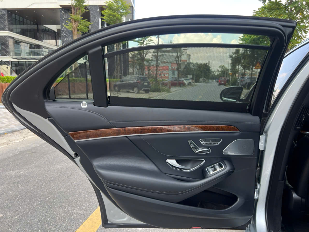 𝐌𝐞𝐫𝐜𝐞𝐝𝐞𝐬 𝐁𝐞𝐧𝐳 𝐒𝟒𝟎𝟎𝐋 𝟐𝟎𝟏𝟔 (𝐁𝐚̣𝐜 | 𝐧𝐨̣̂𝐢 𝐭𝐡𝐚̂́𝐭 đ𝐞𝐧)