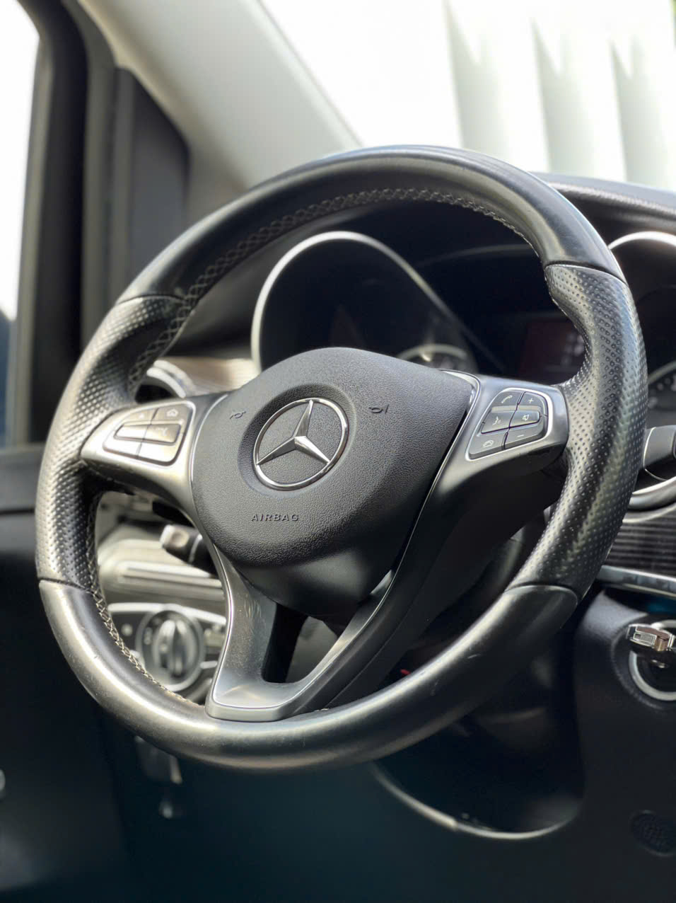 𝐌𝐞𝐫𝐜𝐞𝐝𝐞𝐬 𝐁𝐞𝐧𝐳 𝐕𝟐𝟓𝟎 𝐋𝐮𝐱𝐮𝐫𝐲 𝟐𝟎𝟐𝟏 (𝟕 𝐜𝐡𝐨̂̃ - 𝐂𝐨́ 𝐕𝐀𝐓)