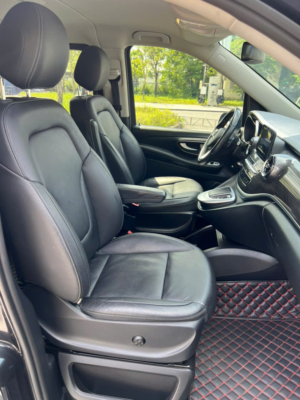 𝐌𝐞𝐫𝐜𝐞𝐝𝐞𝐬 𝐁𝐞𝐧𝐳 𝐕𝟐𝟓𝟎 𝐋𝐮𝐱𝐮𝐫𝐲 𝟐𝟎𝟐𝟏 (𝟕 𝐜𝐡𝐨̂̃ - 𝐂𝐨́ 𝐕𝐀𝐓)