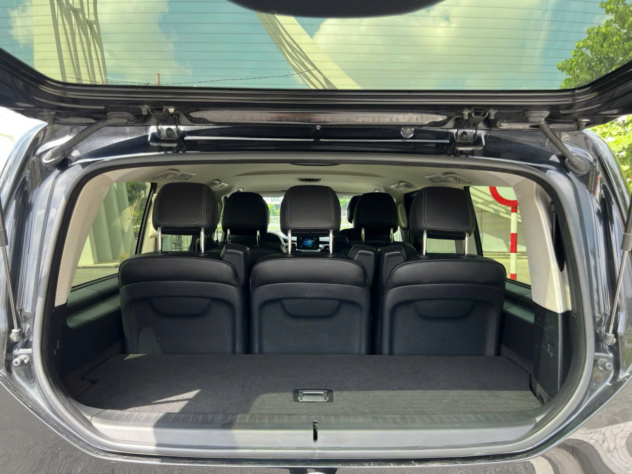 𝐌𝐞𝐫𝐜𝐞𝐝𝐞𝐬 𝐁𝐞𝐧𝐳 𝐕𝟐𝟓𝟎 𝐋𝐮𝐱𝐮𝐫𝐲 𝟐𝟎𝟐𝟏 (𝟕 𝐜𝐡𝐨̂̃ - 𝐂𝐨́ 𝐕𝐀𝐓)