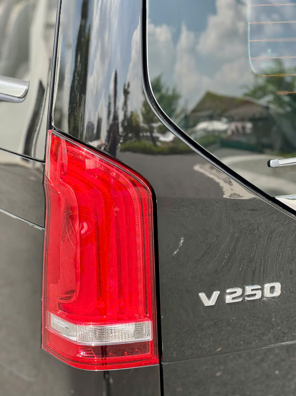 𝐌𝐞𝐫𝐜𝐞𝐝𝐞𝐬 𝐁𝐞𝐧𝐳 𝐕𝟐𝟓𝟎 𝐋𝐮𝐱𝐮𝐫𝐲 𝟐𝟎𝟐𝟏 (𝟕 𝐜𝐡𝐨̂̃ - 𝐂𝐨́ 𝐕𝐀𝐓)