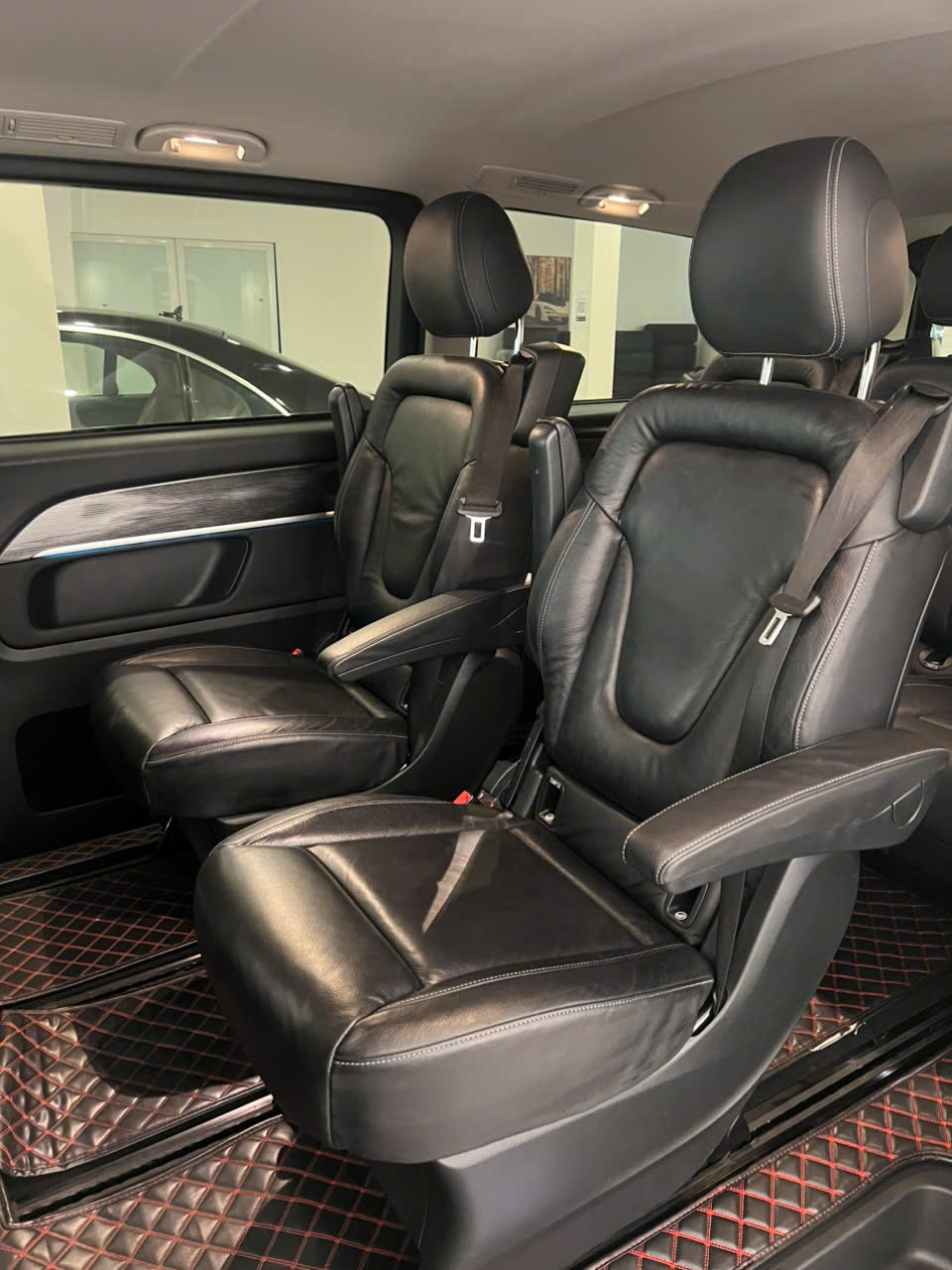 𝐌𝐞𝐫𝐜𝐞𝐝𝐞𝐬 𝐁𝐞𝐧𝐳 𝐕𝟐𝟓𝟎 𝐋𝐮𝐱𝐮𝐫𝐲 𝟐𝟎𝟐𝟏 (𝟕 𝐜𝐡𝐨̂̃ - 𝐂𝐨́ 𝐕𝐀𝐓)