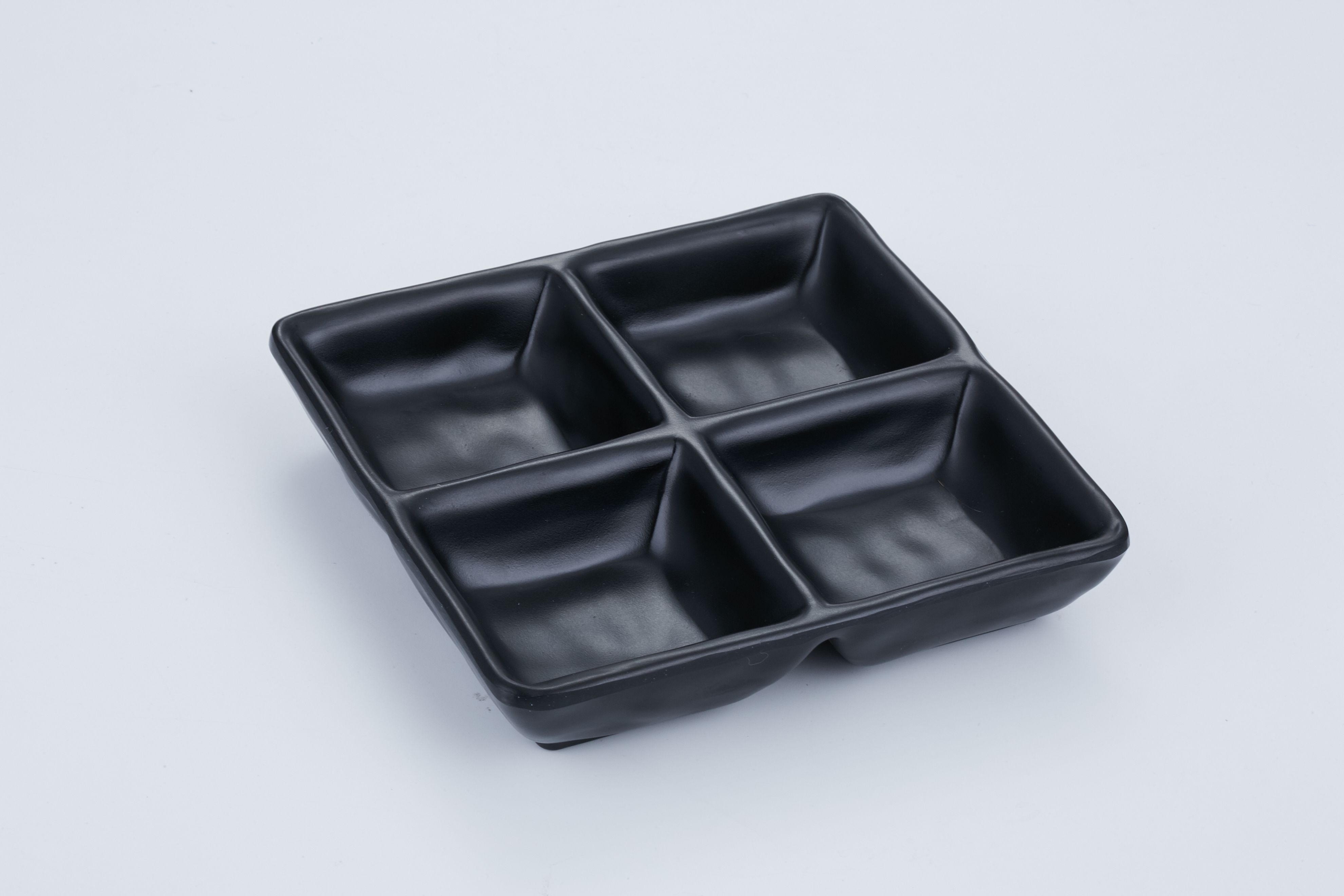 Chén chấm đen SC0148