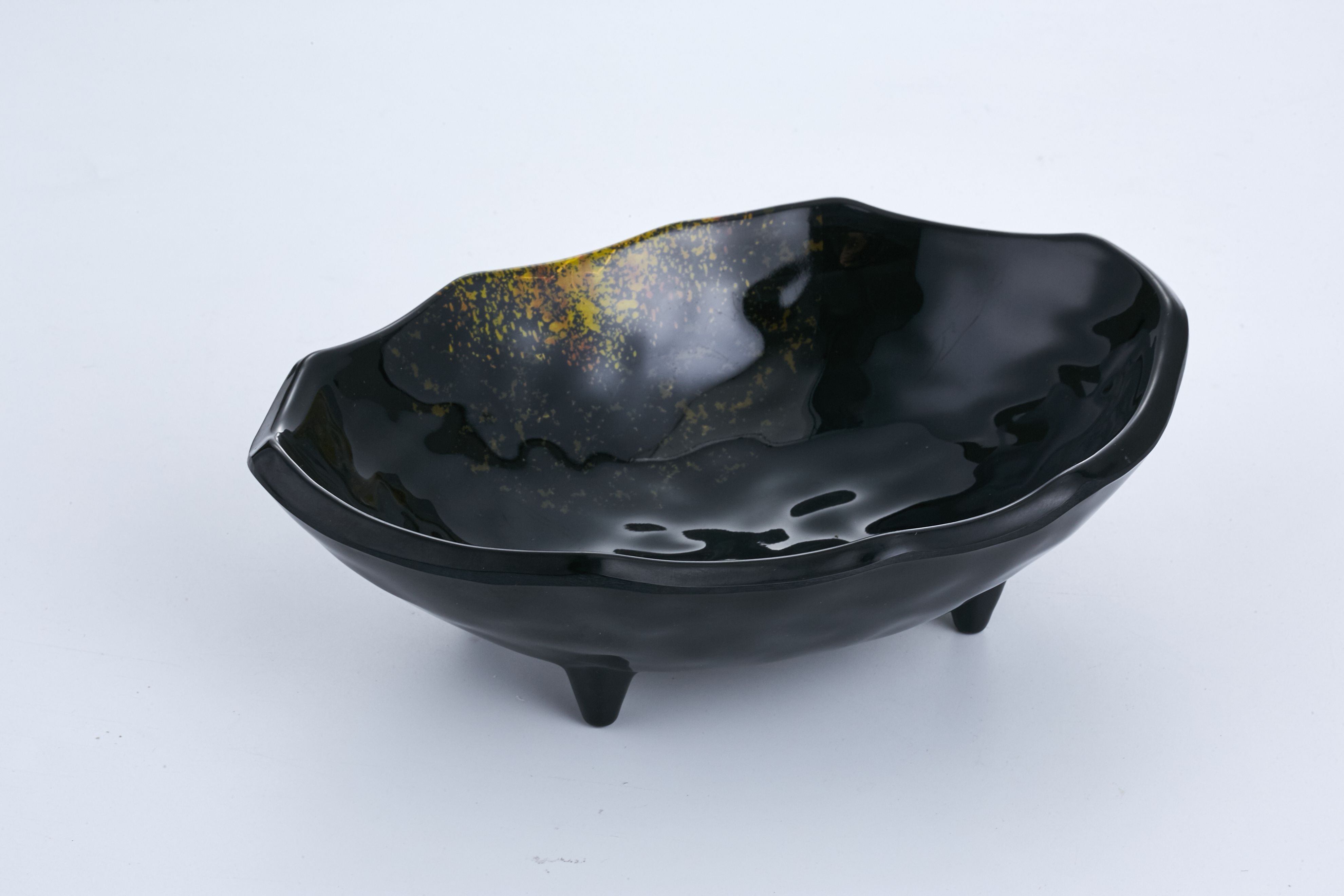 Tô đen ánh vàng SC0328