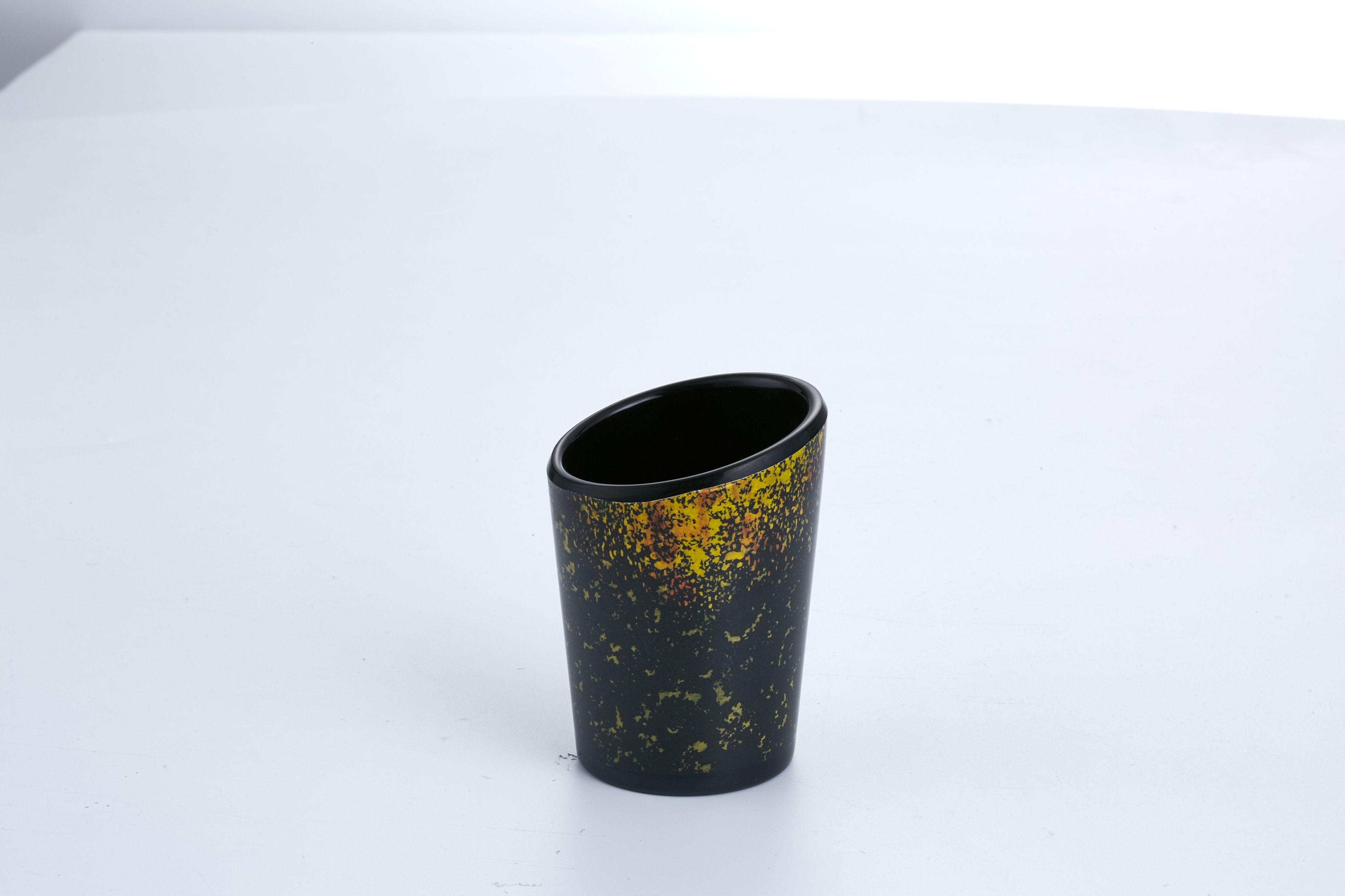 Ly cốc đen ánh vàng SC0401