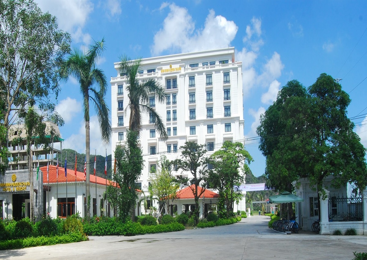 HIDDEN CHARM HOTEL & RESORT NINH BÌNH