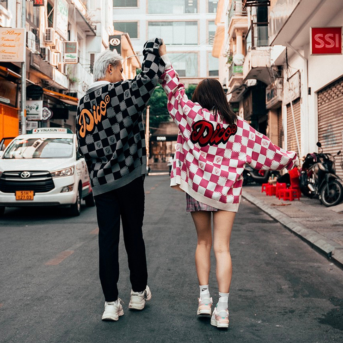 DO ĐÂU CARDIGAN ĐƯỢC MỆNH DANH LÀ “BEST SELLER” CỦA DIRTYCOINS