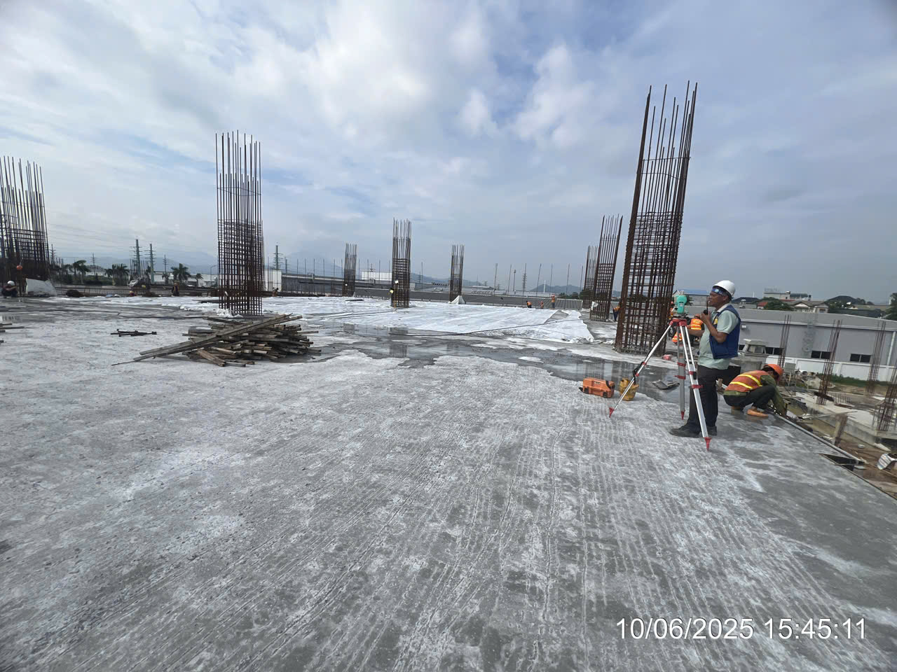 CÔNG TY CỔ PHẦN TẬP ĐOÀN ANH PHÁT HOÀN THÀNH ĐỔ BÊ TÔNG SÀN TẦNG 2 NHÀ MÁY DỰ ÁN MK GROUP TẠI KCN THĂNG LONG 3