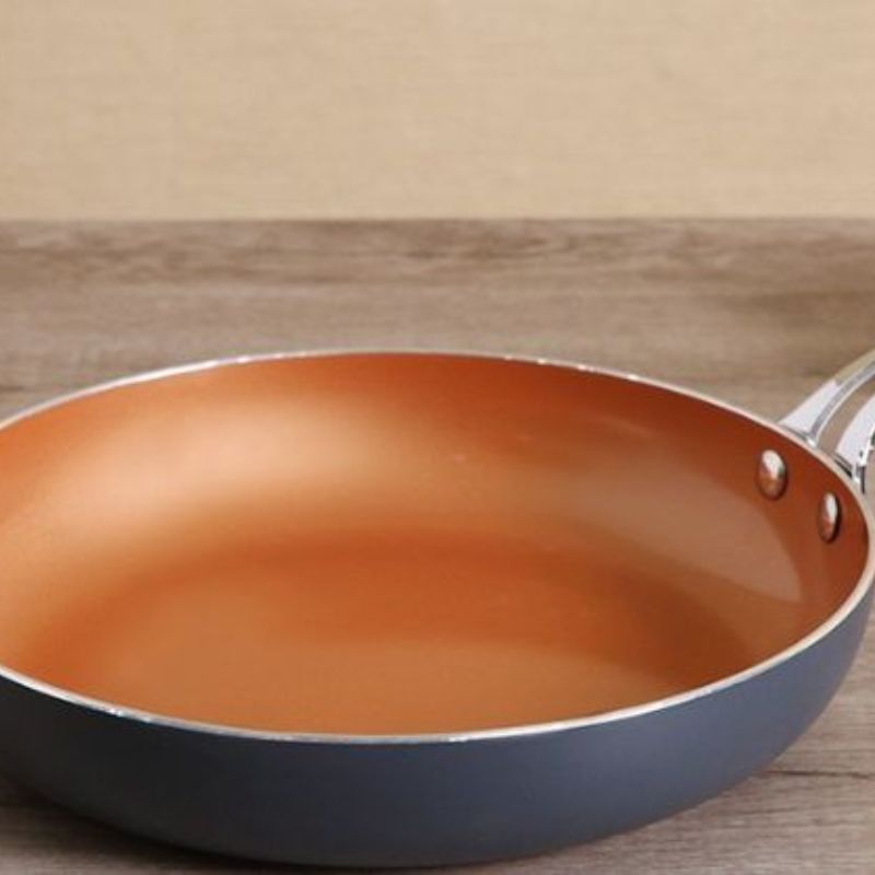 Tăng tuổi thọ cho chảo chống dính ngay khi mới mua về