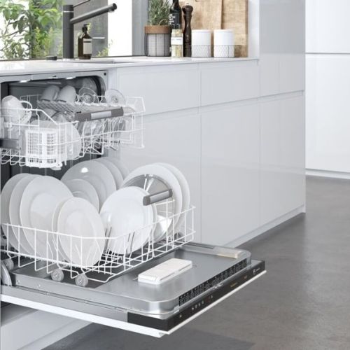 Máy rửa chén có xử ngon lành các vết ố vàng trên chén bát?