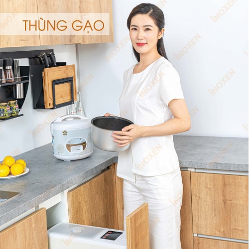 Thùng gạo gắn tủ bếp thông minh – hết nỗi lo gạo thiếu, cơm thừa
