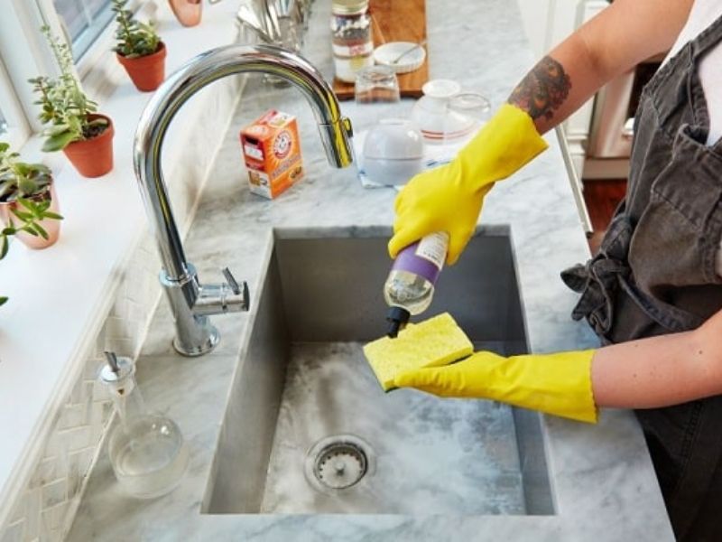 Bật mí tips rửa chén và vệ sinh khu bếp nhanh, sạch mà các bà nội trợ nên biết