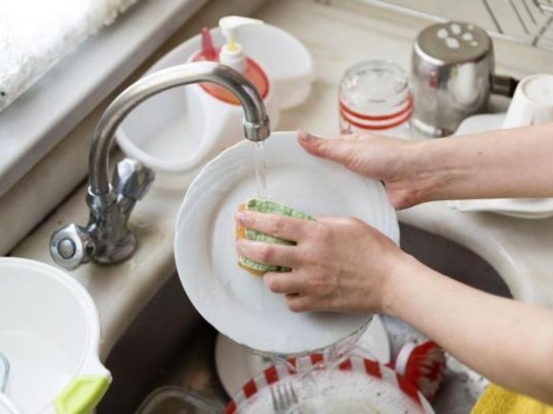 Mọi hoạt động ở trong nhà bếp đều cần dùng tới bồn rửa bát