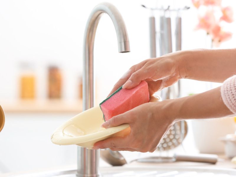 Phẩm màu tồn tại trong nước rửa chén làm ảnh hưởng đến hệ thần kinh