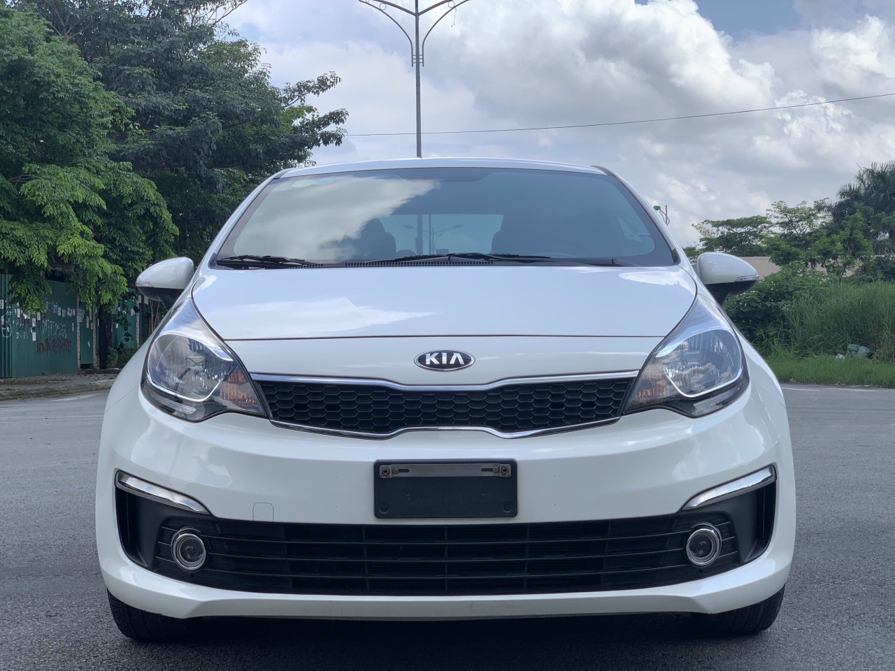 Bán xe Kia Rio 14AT màu đỏ 2016